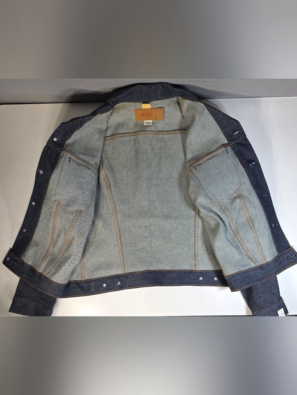 Levi's New Deadstock Vintage 1971-73 Denim Trucker Jacket Size 42 (L) - Picture 8 of 16